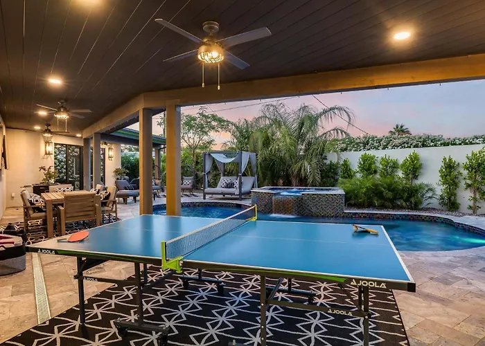 75th Place - Luxe Pool Walk To Old Town Holiday home *